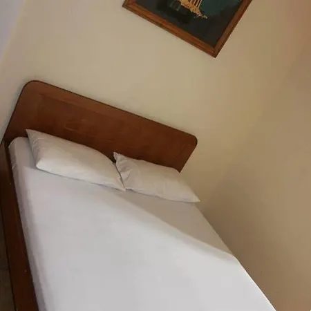 Fivos - Hotel Athens